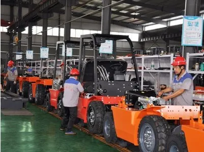 2.5t/2t 2500kg 2000kg Forklift Efficient ISO/CE Certified Multifunction Side Shift Construction LPG