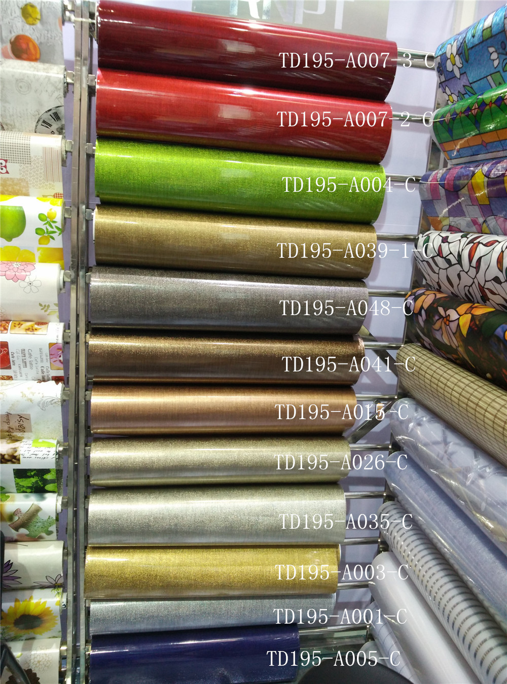 TD195-C 12 colors table mat in rolls.jpg TD195-C 12 colors table mat in rolls.jpg