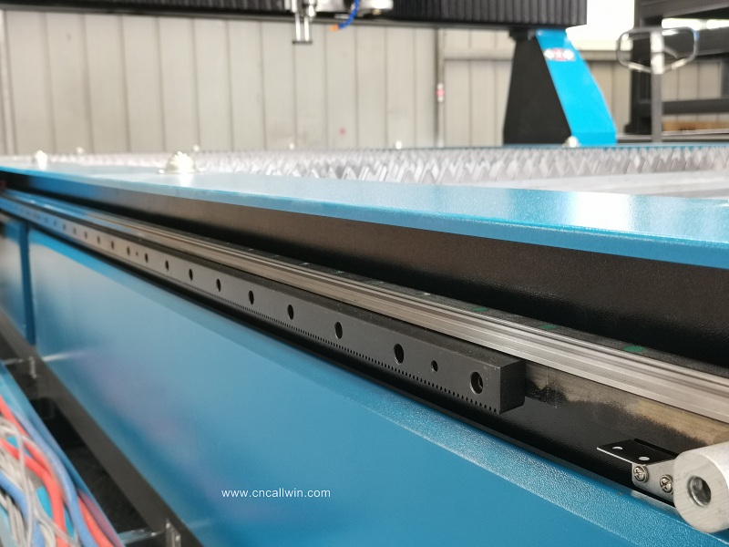 plasma machine guid rail.jpg