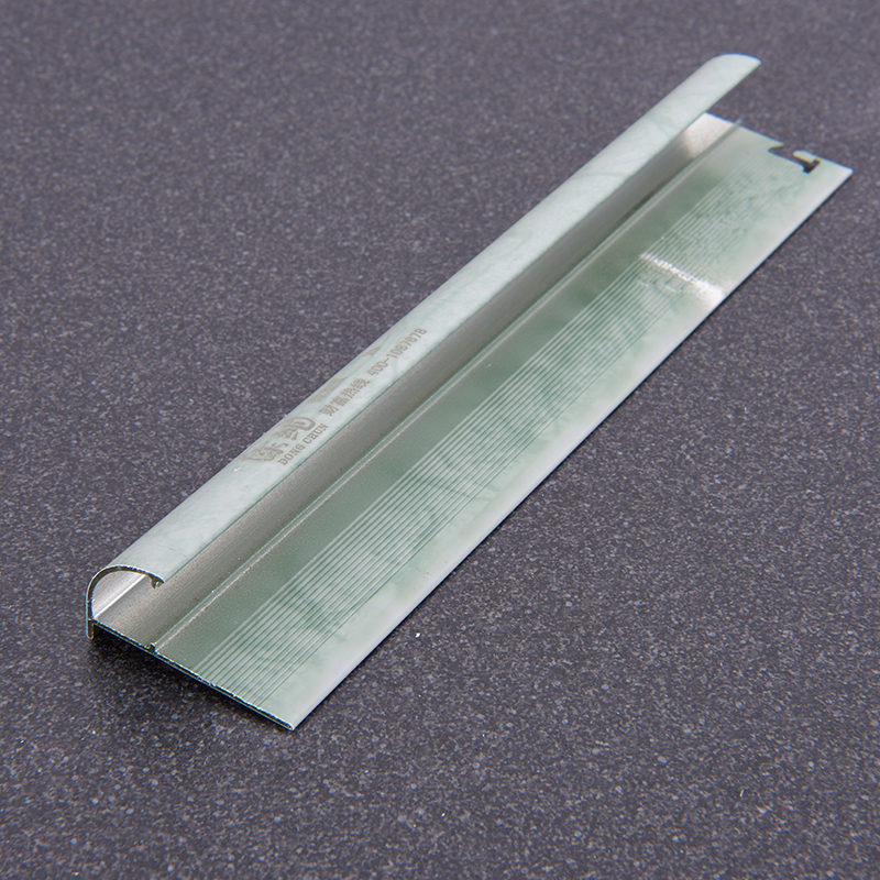 Qinglong Jade X9.jpg Qinglong Jade X9.jpg