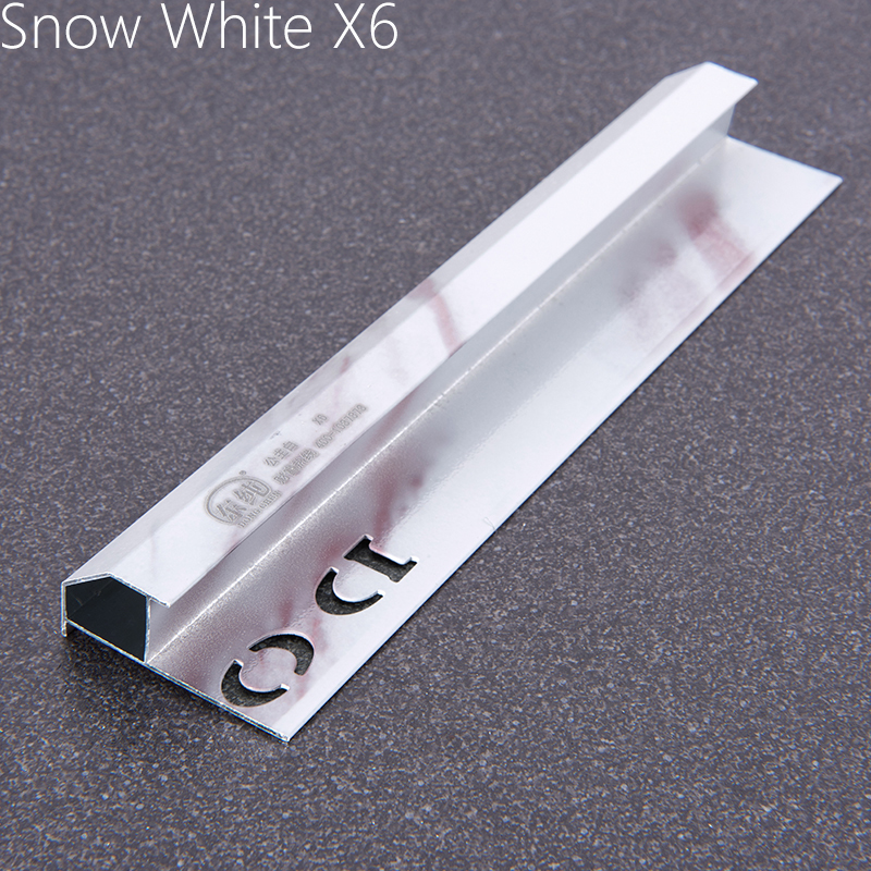 tile trim Snow White X6.jpg